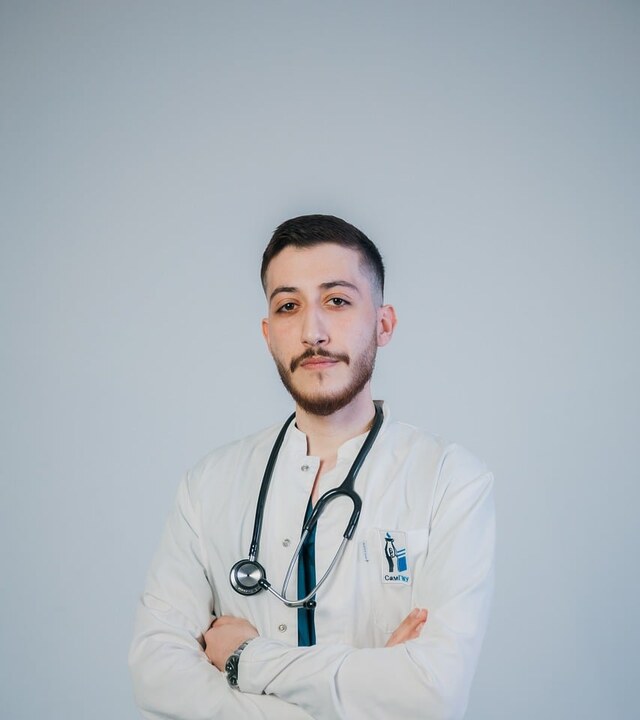 Devin Calhoun, physiotherapist specialising in spine and lifting-related pain